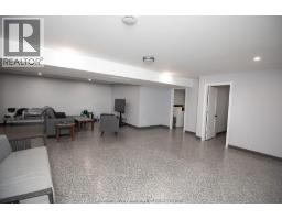 4011 DUFFERIN AVENUE - 28