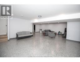 4011 DUFFERIN AVENUE - 29