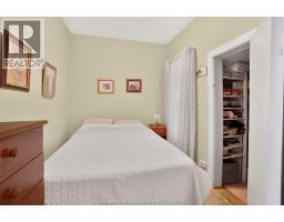 25 FOREST STREET - 18