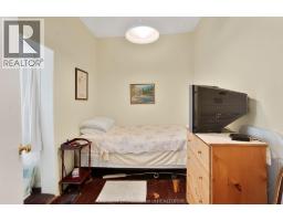 25 FOREST STREET - 21