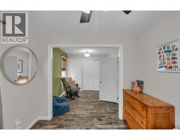 16 Sheldrick STREET - 24