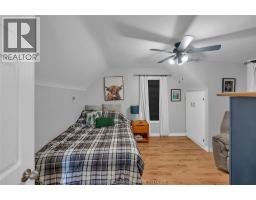 16 Sheldrick STREET - 30