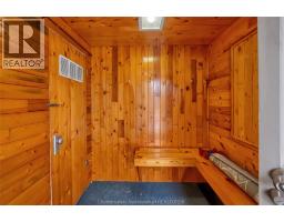 16 Sheldrick STREET - 36