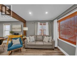 16 Sheldrick STREET - 4