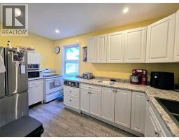 74 Sunnyside AVENUE - 3
