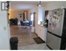 30 REGENCY DRIVE - 14