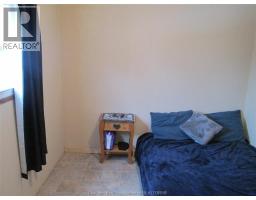 30 REGENCY DRIVE - 25