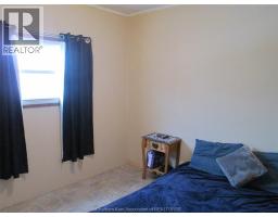 30 REGENCY DRIVE - 26