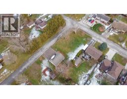 58 NICHOLS DRIVE - 23