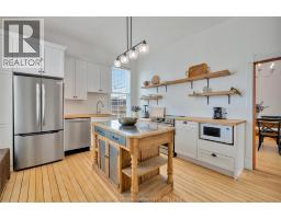 4 Sherman STREET - 12