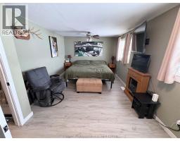 106 LARKWOOD STREET - 16