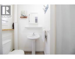 130 ELIZABETH STREET - 17