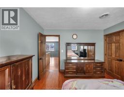 7057 Riverview LINE - 32