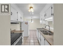 975 Grand AVENUE West UnitNo. 304 - 10