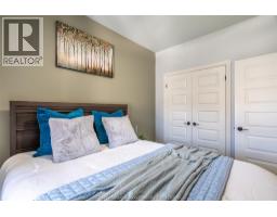 3 Jonathan STREET - 21