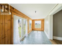 23899 DUNDONALD ROAD - 34