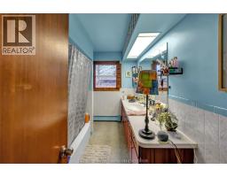 157 Little STREET South - 10