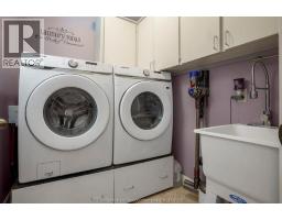 7138 Benoit DRIVE - 30