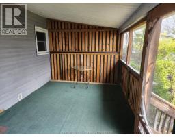 6 McNaughton AVENUE - 12