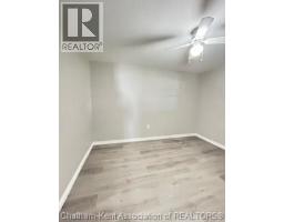 6 McNaughton AVENUE - 5