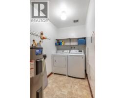 32 Nichols DRIVE - 21