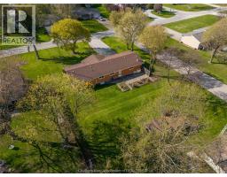 32 Nichols DRIVE - 34