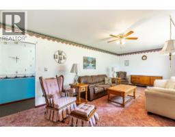 32 Nichols DRIVE - 9