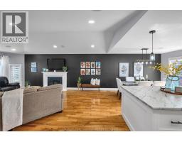 132 Sherwood COURT - 11