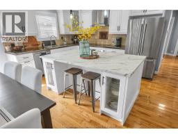 132 Sherwood COURT - 17