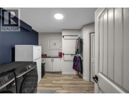 132 Sherwood COURT - 38