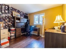 6 Orangewood BOULEVARD - 24