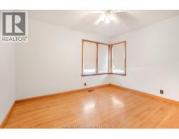 120 Churchill STREET - 10