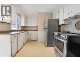 120 Churchill STREET - 4