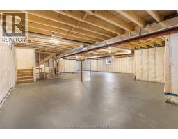 64 BLOOMINGTON WAY - 39