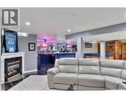 932 GRAND AVENUE West - 16