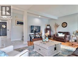 932 GRAND AVENUE West - 26