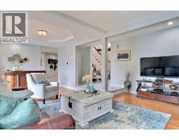 932 GRAND AVENUE West - 27