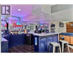 932 GRAND AVENUE West - 46