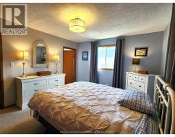 175 Wellington STREET - 13