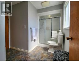 175 Wellington STREET - 15