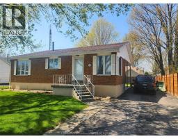 175 Wellington STREET - 2