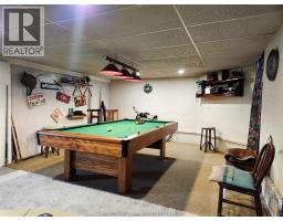 175 Wellington STREET - 24