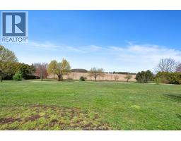 8869 Talbot TRAIL - 42