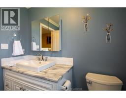 227 Bristol DRIVE - 22