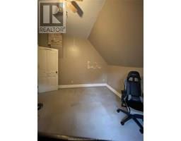 299 Victoria AVENUE - 13