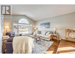 2 Picadilly COURT - 2