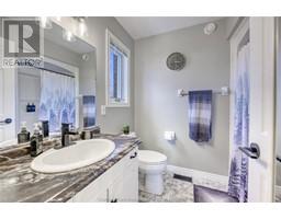 2 Picadilly COURT - 21