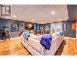 2 Picadilly COURT - 26