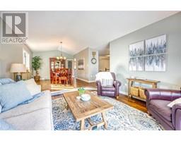 2 Picadilly COURT - 4