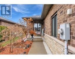 484 TWEEDSMUIR AVENUE West - 5